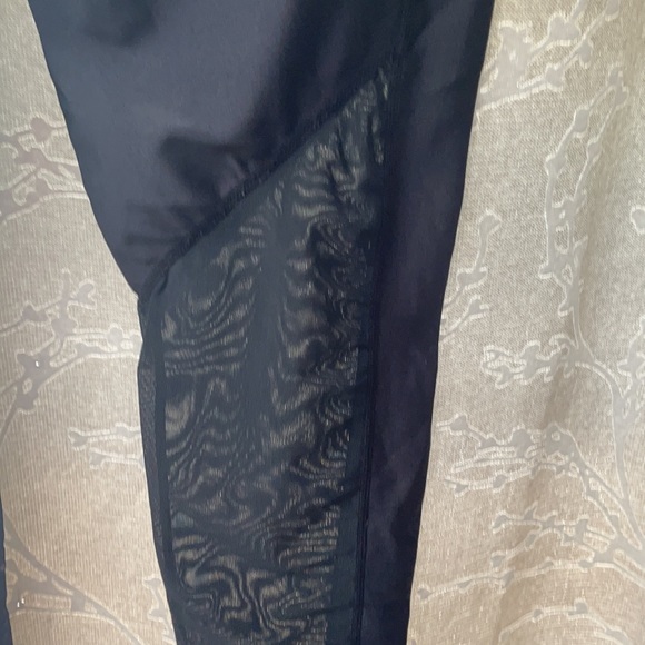 Yoga pants - Picture 3 of 4